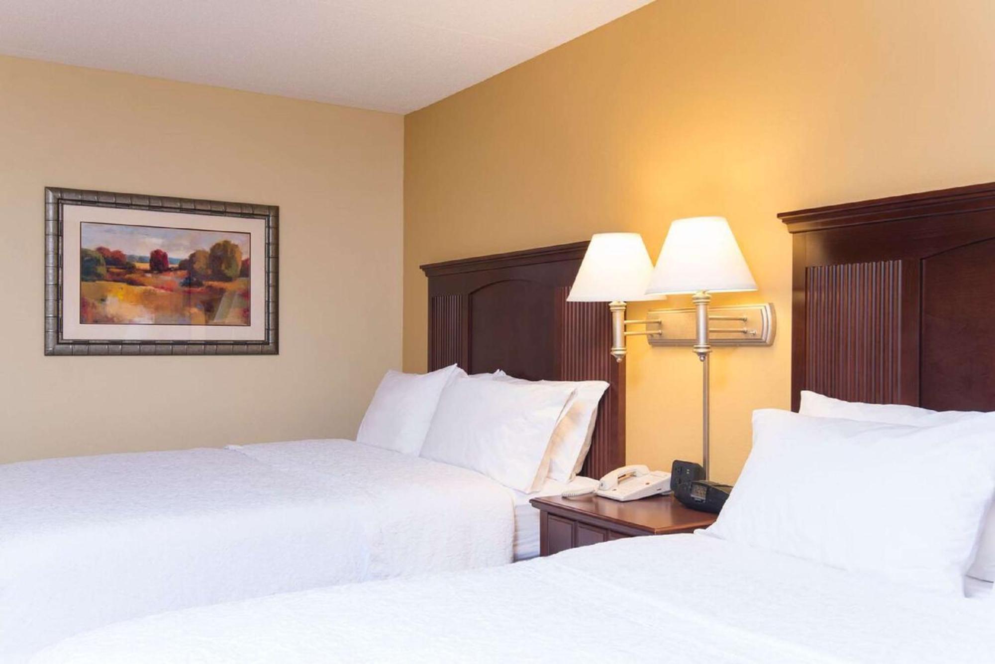 Hampton Inn Schenectady Downtown Экстерьер фото