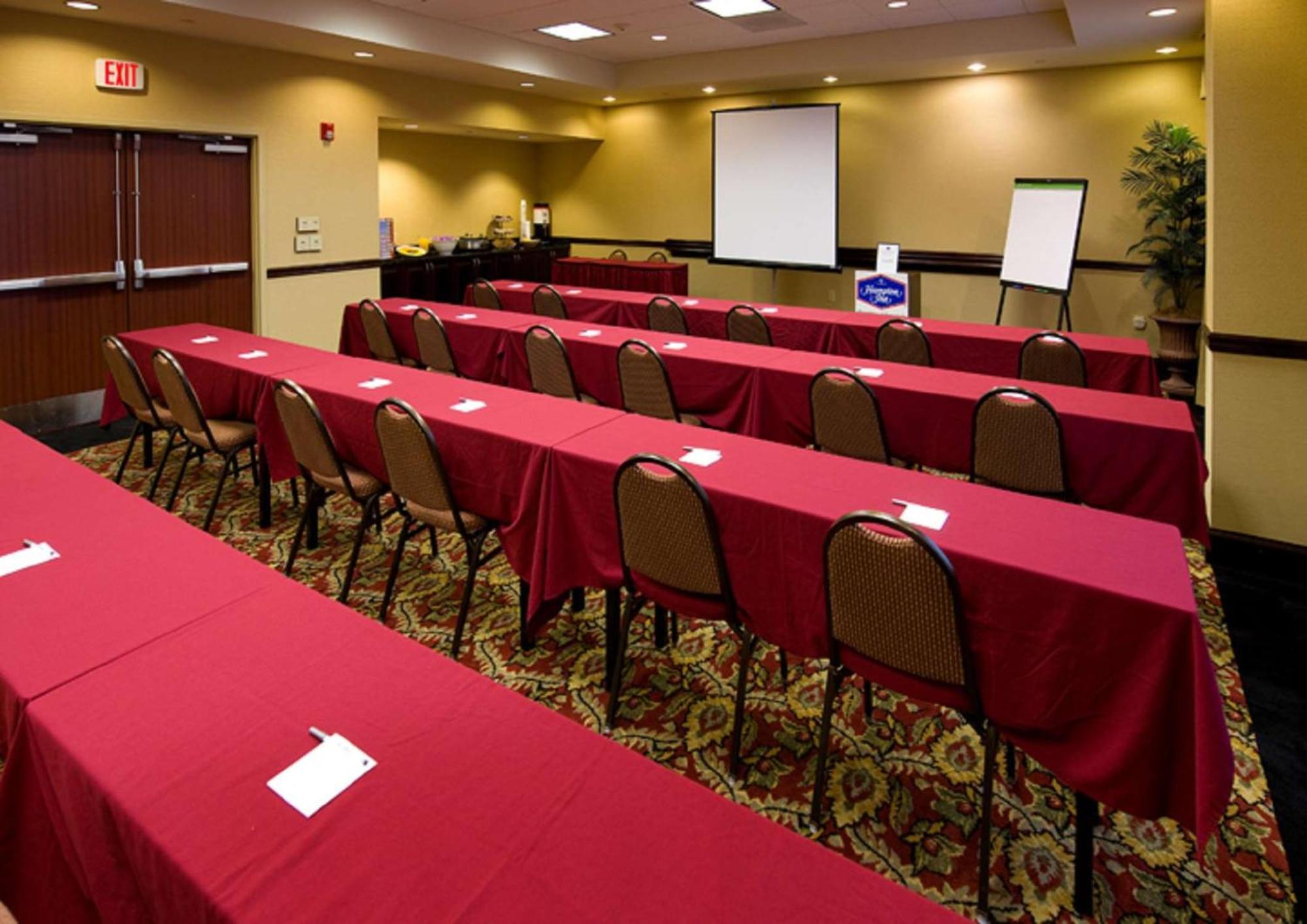 Hampton Inn Schenectady Downtown Экстерьер фото
