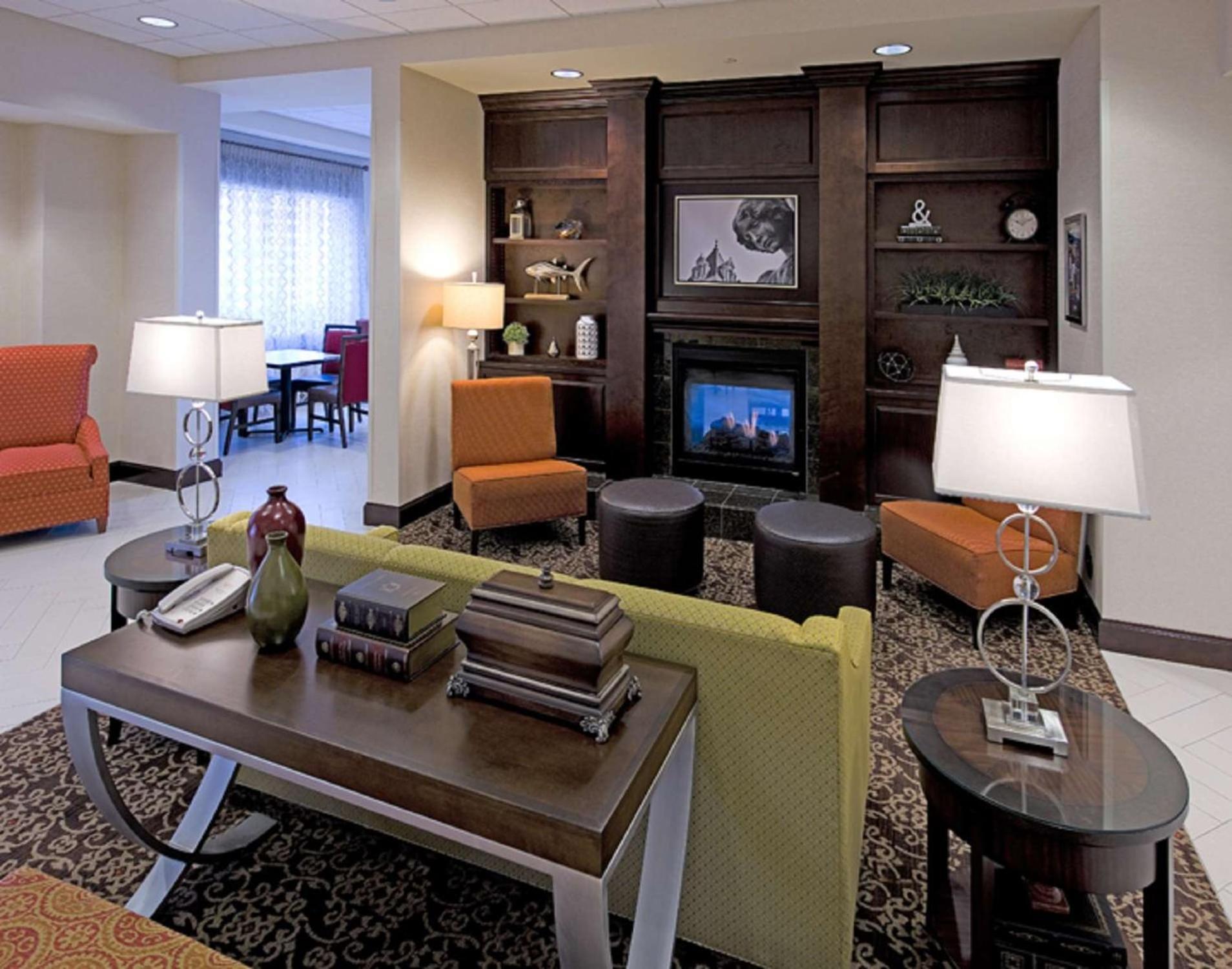 Hampton Inn Schenectady Downtown Экстерьер фото